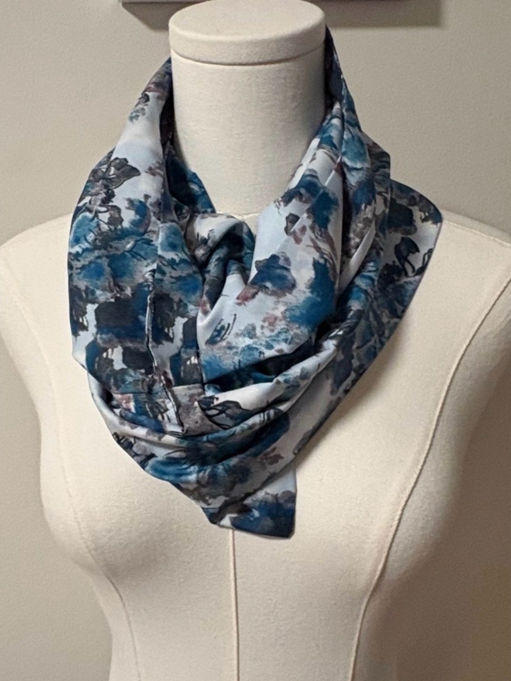 Infinity 2 scarf bundle silky brown and blue splatter print and blue flora scarf - Picture 3 of 5